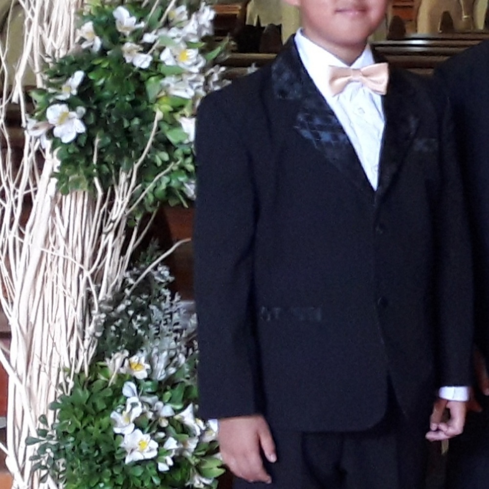 Boys 5-piece suit, size 10